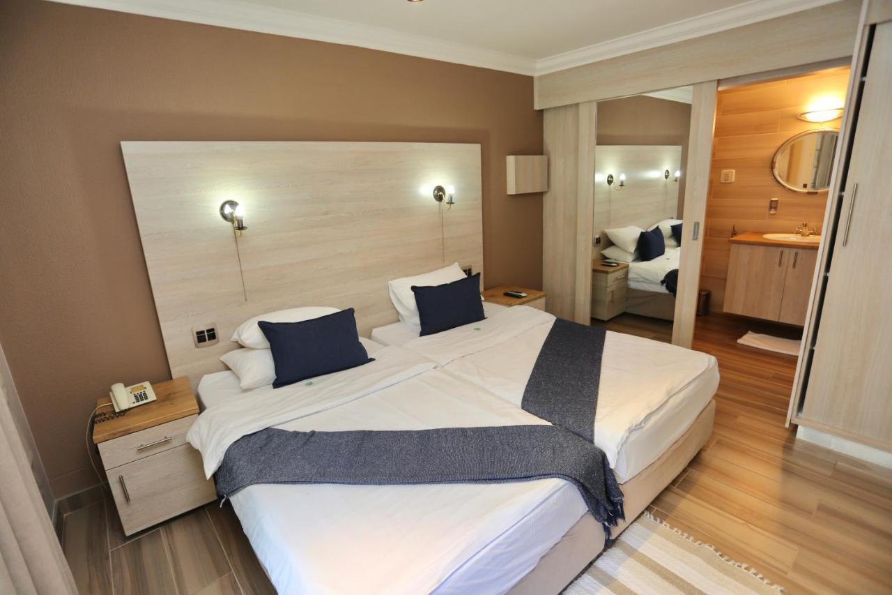 Minen Hotel Цумеб Екстериор снимка